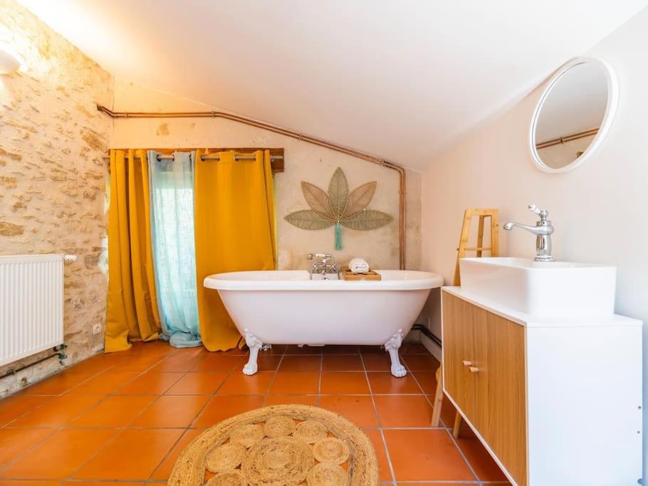 Le Grand Franc Cosy Proche Tous Commerces Tonnay-Charente